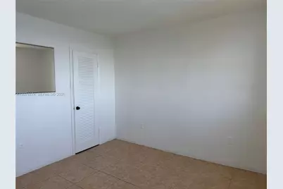 2910 Point East Dr #M514, Aventura, FL 33160 - Photo 11