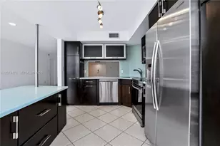 6423 Collins Ave, Miami Beach, FL 33141 - Photo 41