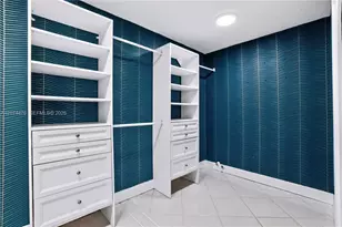 6423 Collins Ave, Miami Beach, FL 33141 - Photo 51