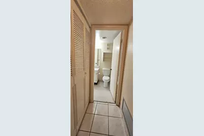 1300 NE Miami Gardens Dr #609E, Miami, FL 33179 - Photo 13