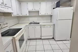1300 NE Miami Gardens Dr, Miami, FL 33179 - Photo 7