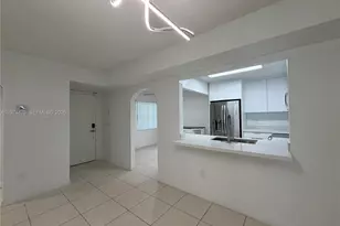 423 NE 210th Cir Terrace, Miami, FL 33179 - Photo 5