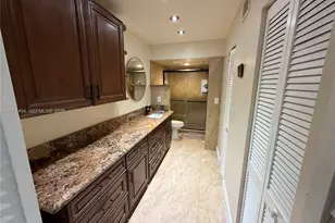 6101 N Falls Cir Dr, Lauderhill, FL 33319 - Photo 7