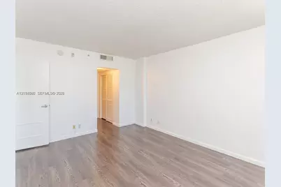 3000 S Ocean Dr #922, Hollywood, FL 33019 - Photo 29