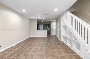 2082 Madeira Dr, Weston, FL 33327 - Photo 5