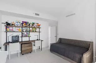 16275 Collins Ave, Sunny Isles Beach, FL 33160 - Photo 13