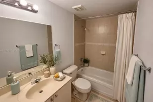 11060 SW 196th St, Cutler Bay, FL 33157 - Photo 9