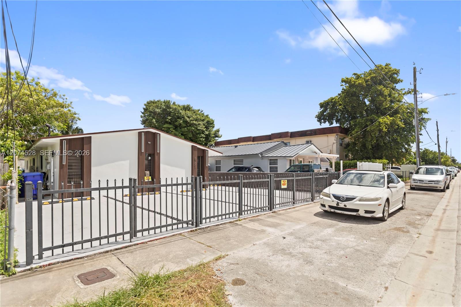 3125 NW 21st Ct #01 - 3125 NW 21st Ct #01, Miami, FL 33142 Luxury Property | Jose Angel Pina