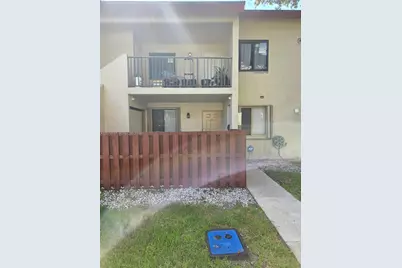8041 Southgate Blvd #H6, North Lauderdale, FL 33068 - Photo 1