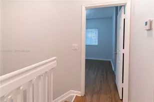 806 N Santa Catalina Cir, North Lauderdale, FL 33068 - Photo 23