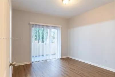 806 N Santa Catalina Cir, North Lauderdale, FL 33068 - Photo 19