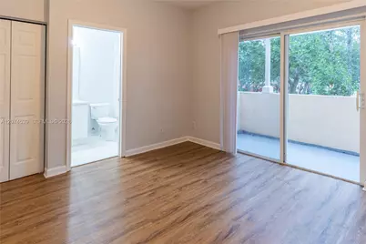 806 N Santa Catalina Cir, North Lauderdale, FL 33068 - Photo 21