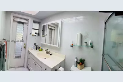 1230 NW 74th Ave #1230, Plantation, FL 33313 - Photo 5