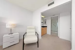 881 Ocean Dr, Key Biscayne, FL 33149 - Photo 19