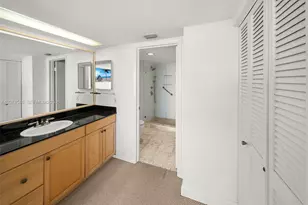 881 Ocean Dr, Key Biscayne, FL 33149 - Photo 27