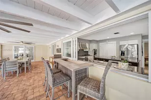 560 W Tropical Way, Plantation, FL 33317 - Photo 71