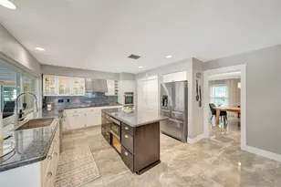 560 W Tropical Way, Plantation, FL 33317 - Photo 25
