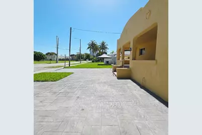 1934 NW 35th St, Miami, FL 33142 - Photo 1