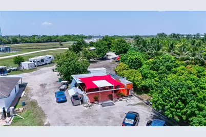 19651 SW 168th St, Miami, FL 33187 - Photo 17