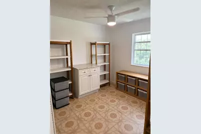 3010 NW 32nd St, Miami, FL 33142 - Photo 13