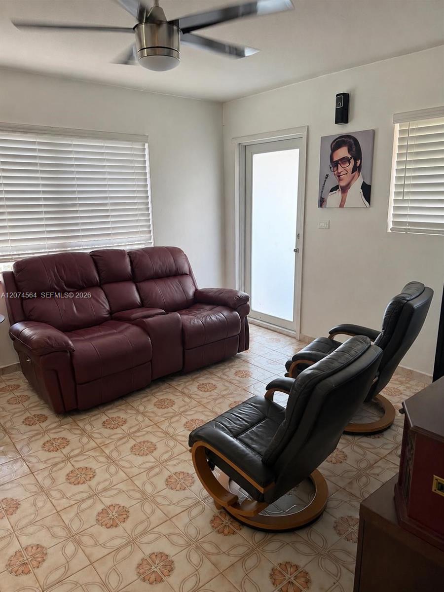 3010 NW 32nd St - 3010 NW 32nd St, Miami, FL 33142 Luxury Property | Jose Angel Pina