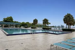 500 Bayview Dr, Sunny Isles Beach, FL 33160 - Photo 33