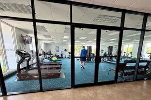 500 Bayview Dr, Sunny Isles Beach, FL 33160 - Photo 35