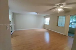 2871 N Oakland Forest Dr, Oakland Park, FL 33309 - Photo 19