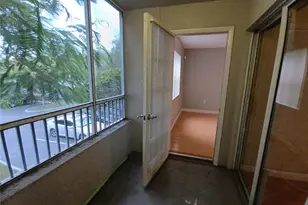 2871 N Oakland Forest Dr, Oakland Park, FL 33309 - Photo 29