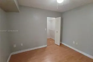 2871 N Oakland Forest Dr, Oakland Park, FL 33309 - Photo 13