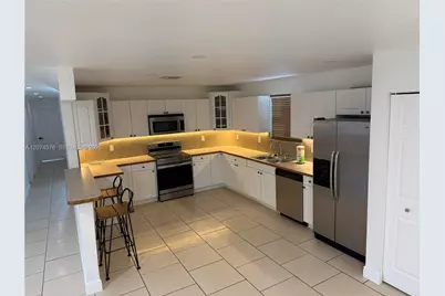 5201 SW 22nd St, West Park, FL 33023 - Photo 3