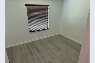 5201 SW 22nd St, West Park, FL 33023 - Photo 9
