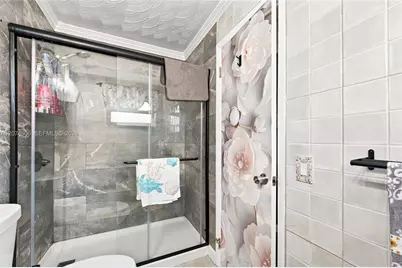 1540 NE 34th St, Pompano Beach, FL 33064 - Photo 23