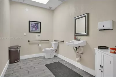 5900 NW 97th Ave #C-1, Doral, FL 33178 - Photo 17