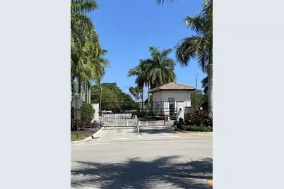 4676 Monarch Way, Coconut Creek, FL 33073 - Photo 3