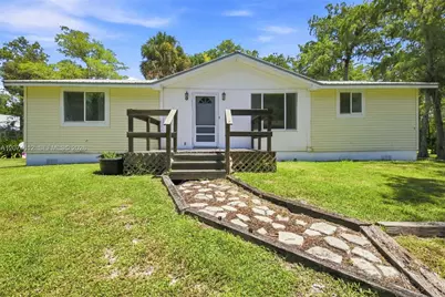 5108 N 206th Ter N, Loxahatchee, FL 33470 - Photo 5
