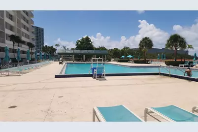 500 Bayview Dr #1725, Sunny Isles Beach, FL 33160 - Photo 19