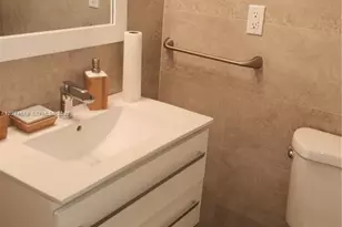 500 Bayview Dr, Sunny Isles Beach, FL 33160 - Photo 9