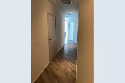 801 S Miami Ave #4905, Miami, FL 33130 - Photo 17