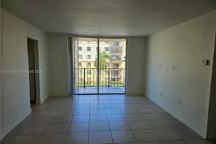 9320 Fontainebleau Blvd, Miami, FL 33172 - Photo 3