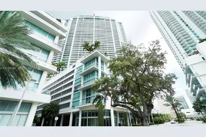 90 SW 3rd St #4406, Miami, FL 33130 - Photo 1