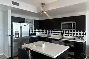 90 SW 3rd St, Miami, FL 33130 - Photo 7