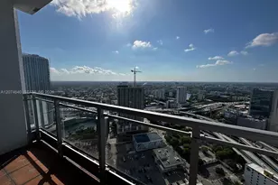 90 SW 3rd St, Miami, FL 33130 - Photo 29