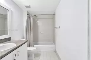 816 NW 11th St, Miami, FL 33136 - Photo 19