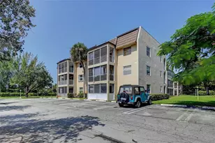 2700 Riverside Dr, Coral Springs, FL 33065 - Photo 29