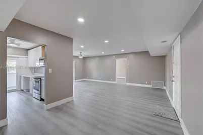 2700 Riverside Dr #303-B, Coral Springs, FL 33065 - Photo 13