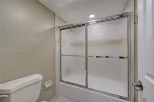 2700 Riverside Dr, Coral Springs, FL 33065 - Photo 23