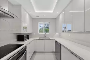 10190 Collins Ave, Bal Harbour, FL 33154 - Photo 5