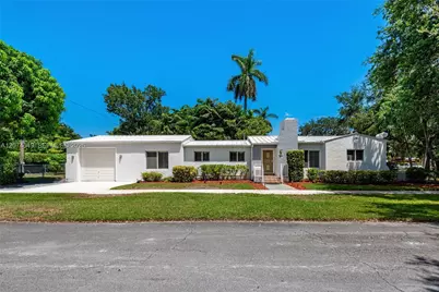 989 Eastward Dr, Miami Springs, FL 33166 - Photo 1