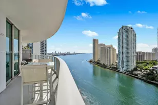 300 S Biscayne Blvd, Miami, FL 33131 - Photo 5
